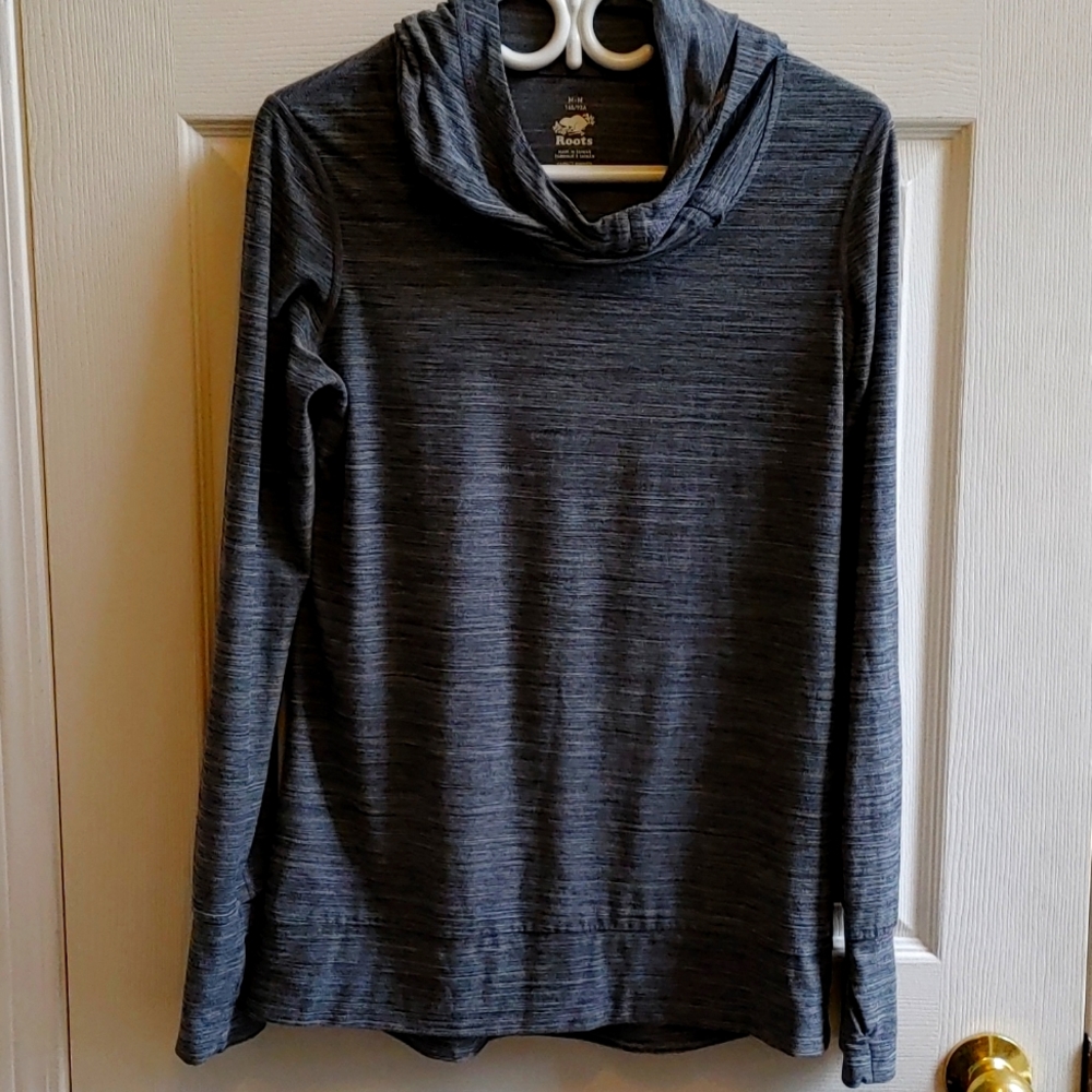Ladies Roots Hooded Pull Over Size Medium